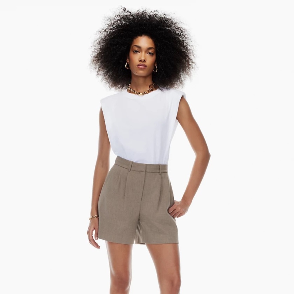 ARITZIA BABATON SHOULDER PAD V-NECK T-SHIRT